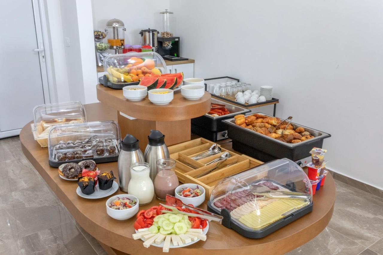Hotel Ms Bar Ngoại thất bức ảnh